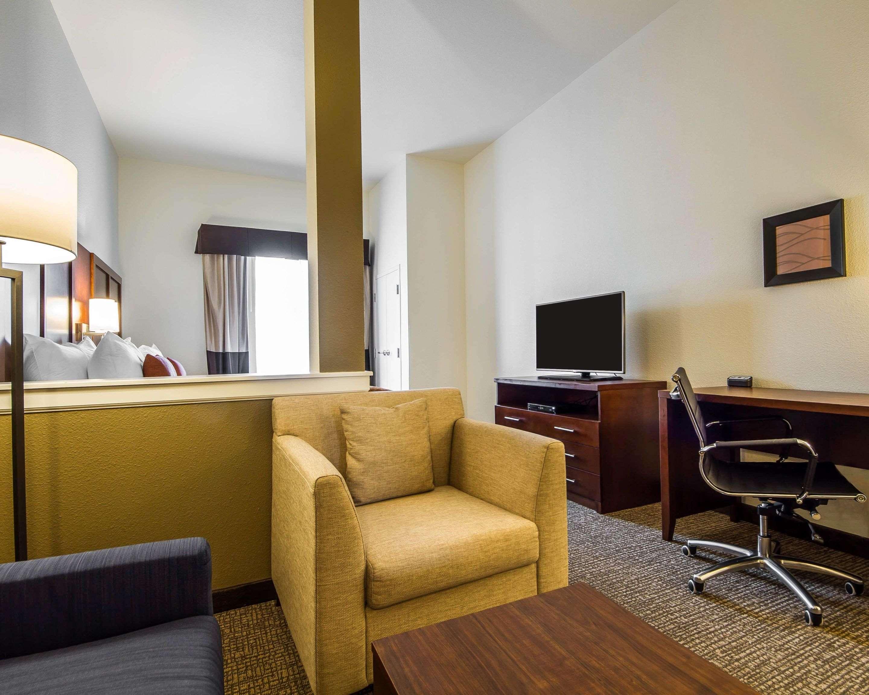 Comfort Suites Woodland - Sacramento Airport Exteriör bild