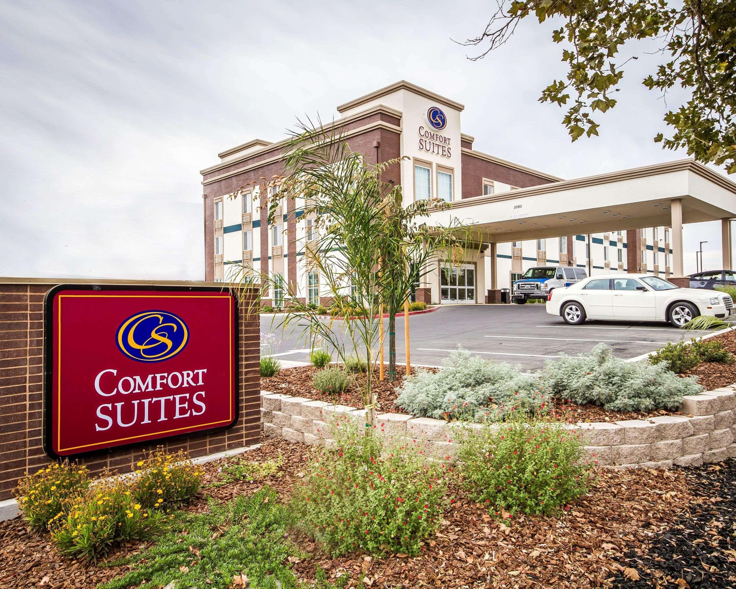 Comfort Suites Woodland - Sacramento Airport Exteriör bild