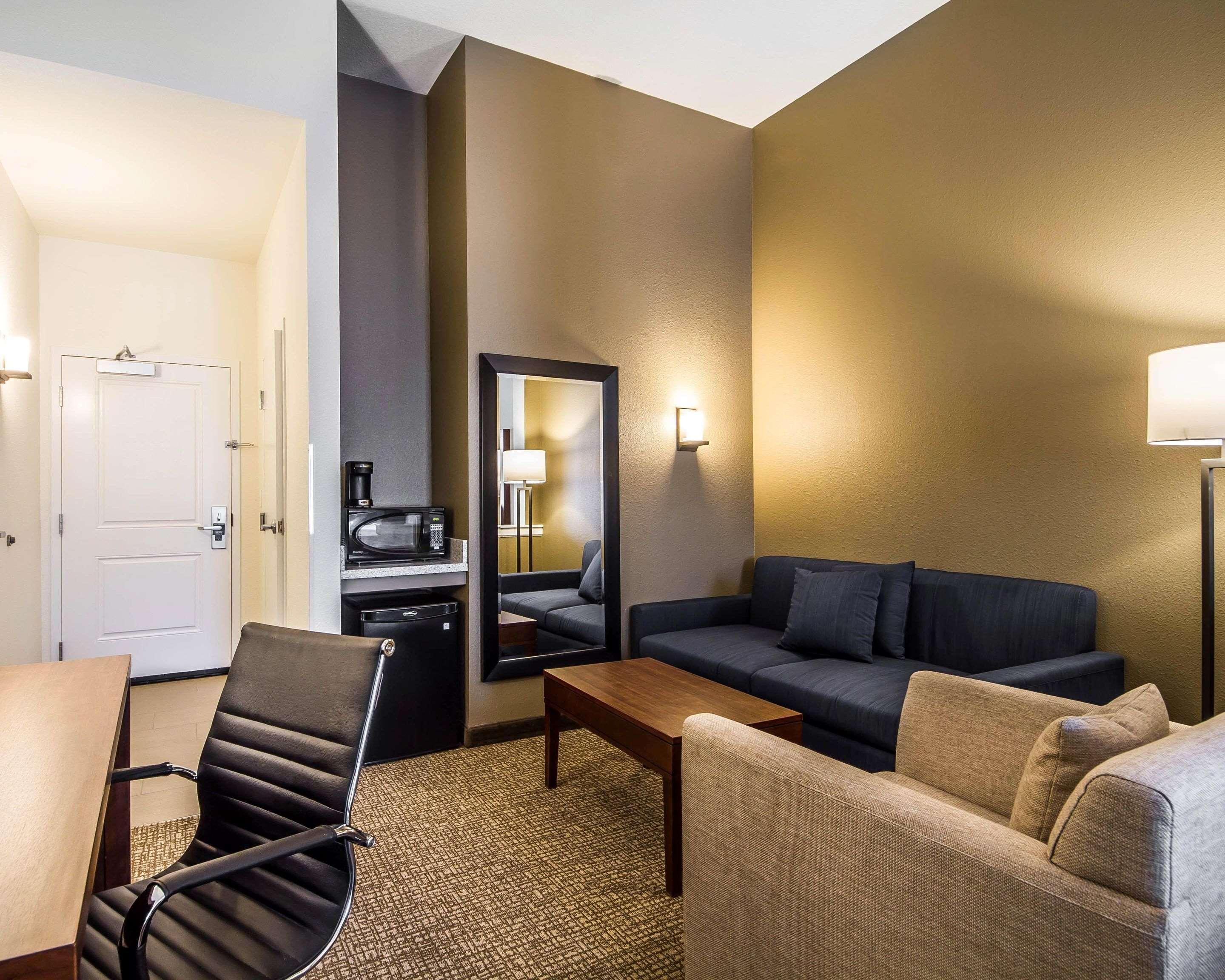 Comfort Suites Woodland - Sacramento Airport Exteriör bild