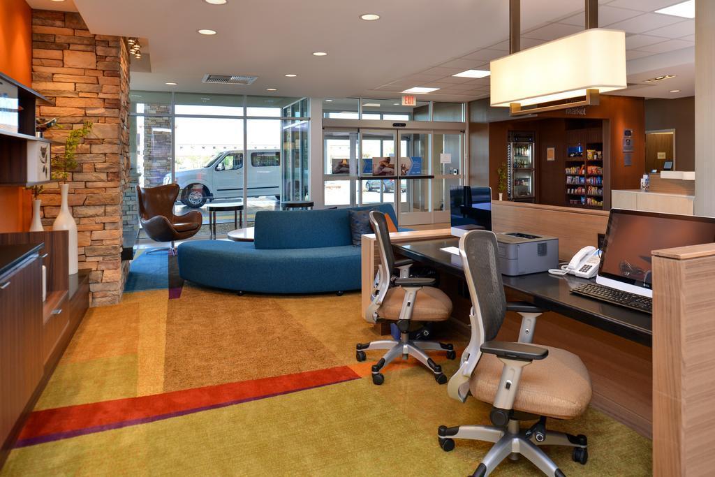 Comfort Suites Woodland - Sacramento Airport Exteriör bild